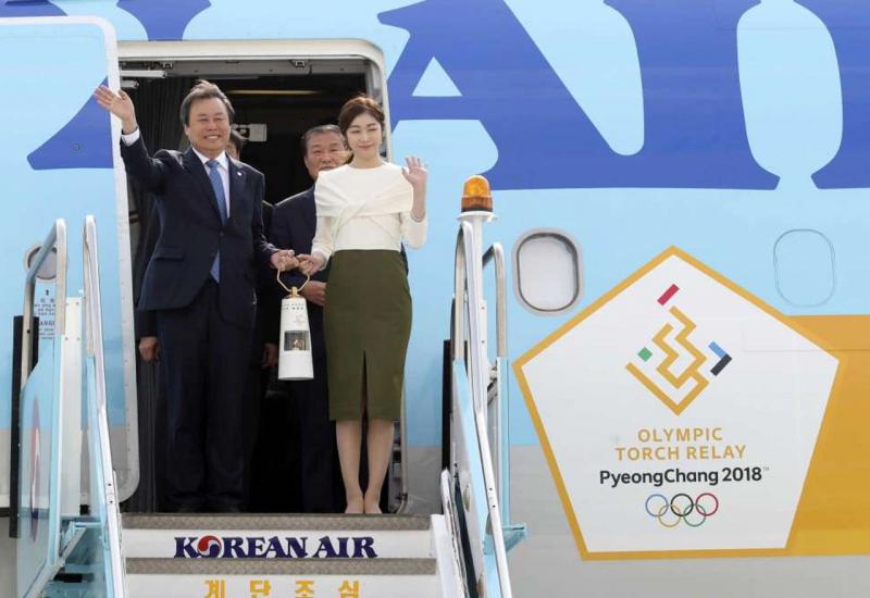 Olimpijski plamen ''doletio'' u Južnu Koreju