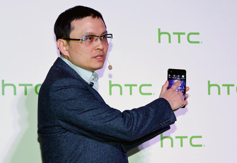 HTC: U 2018. godini smartphone s dvostrukom kamerom