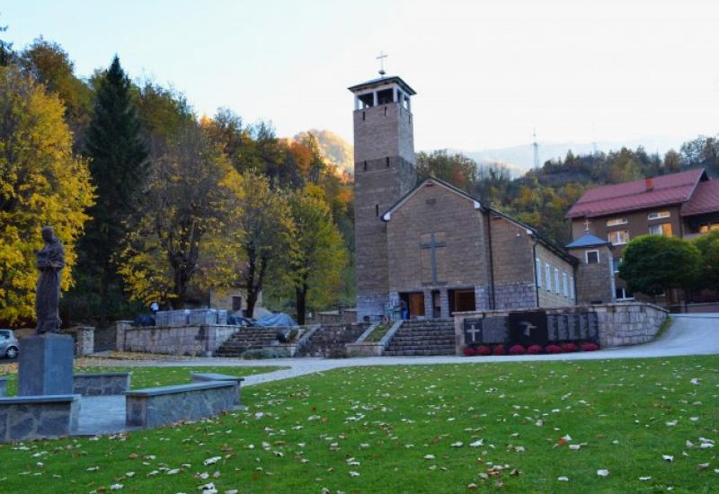 Crkva svetog Ante Gračac - Blagoslov obnovljene crkve u Gračacu 26. studenoga