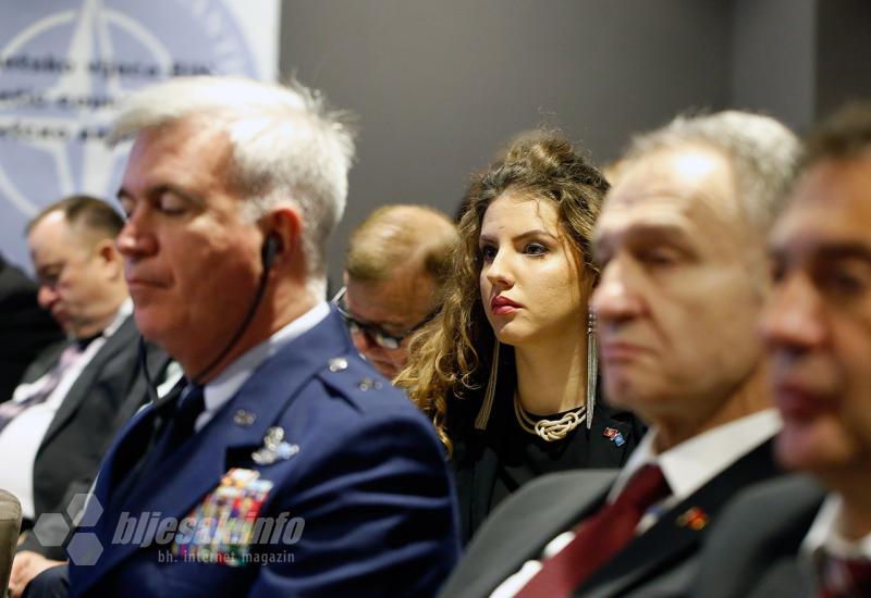 Predstavnica YATA Crna Gora - NATO je potreban BiH