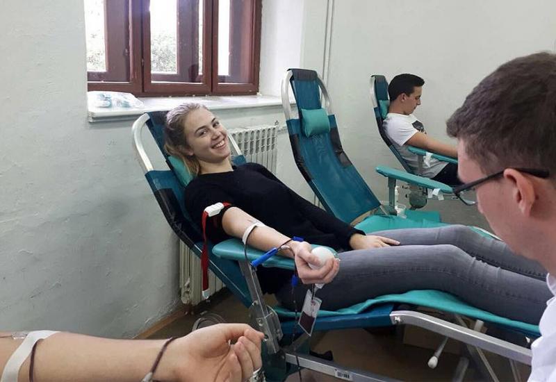 Širokobriješki gimnazijalci darovali 33 doze krvi