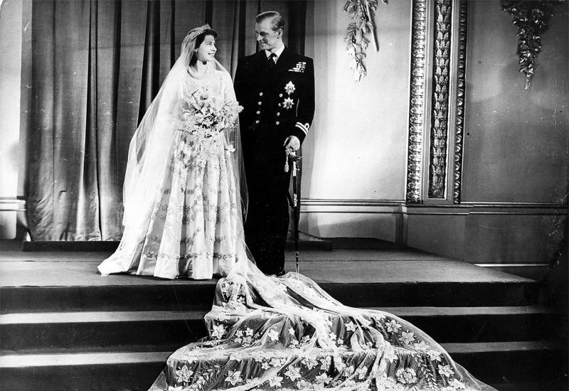 Britanska prijestolonasljednica, princeza Elizabeta udala se za mornaričkog časnika Philipa Mountbattena u londonskoj Westminsterskoj opatiji - Kraljica Elizabeta i princ Philip slave platinastu godišnjicu braka