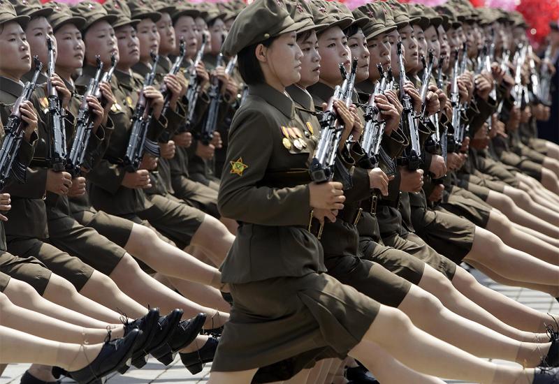 Elitne snajperistice čuvaju Kim Jong-una 