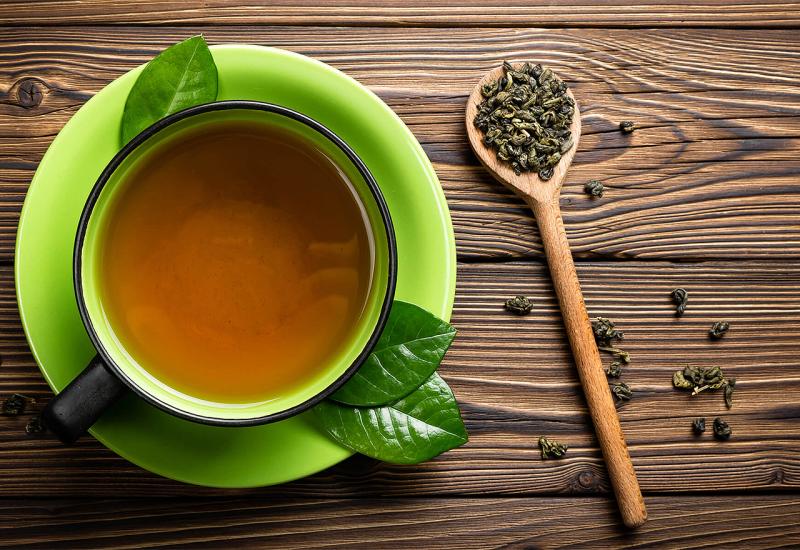 Zeleni čaj - Snizite visoki krvni tlak i pazite na srce s ovih 7 namirnica