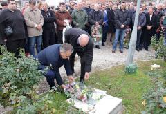 Polaganjem cvijeća u Mostaru obilježen Dan državnosti BiH
