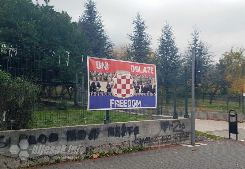 U Mostaru osvanuli plakati podrške haškoj šestorci