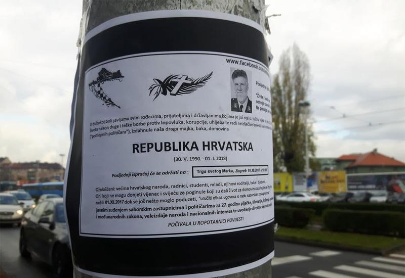 Zagreb oblijepljen Praljkovim osmrtnicama: ''Izdahnula je Republika Hrvatska''