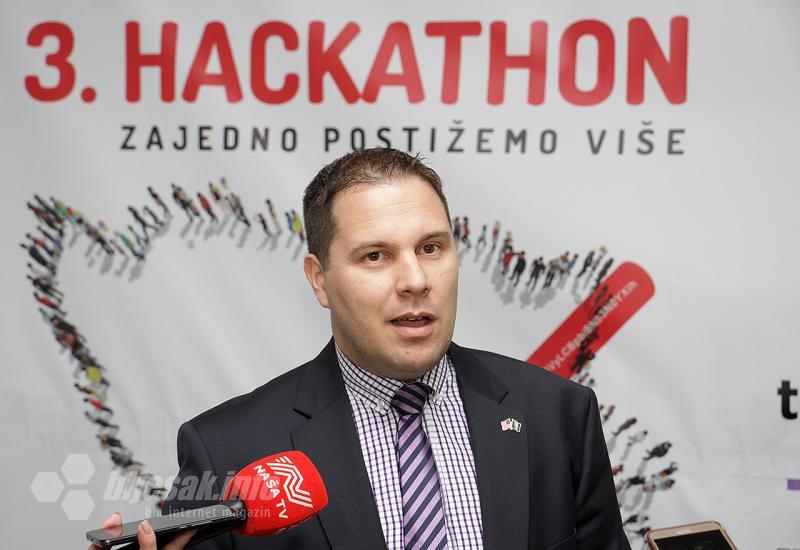 ''Hackathon'' u Mostaru okupio studente iz cijele BiH