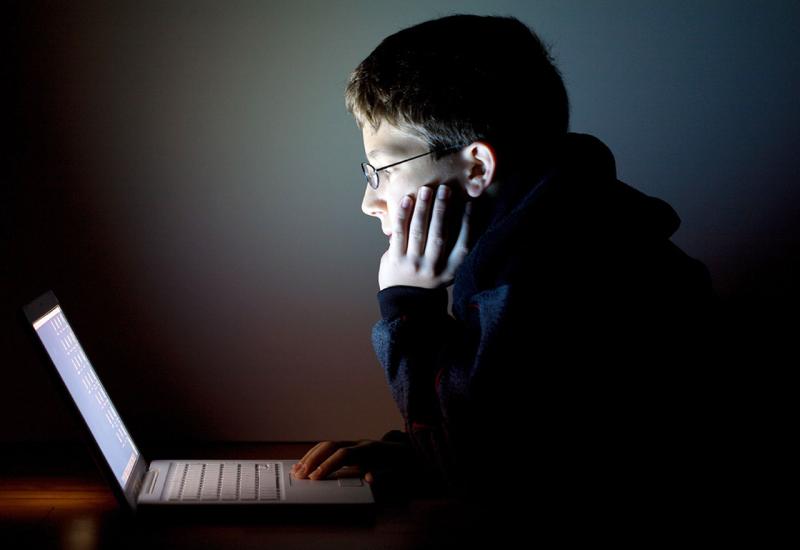 Upozorenje roditeljima: Djeca dvije trećine vremena provode "online"