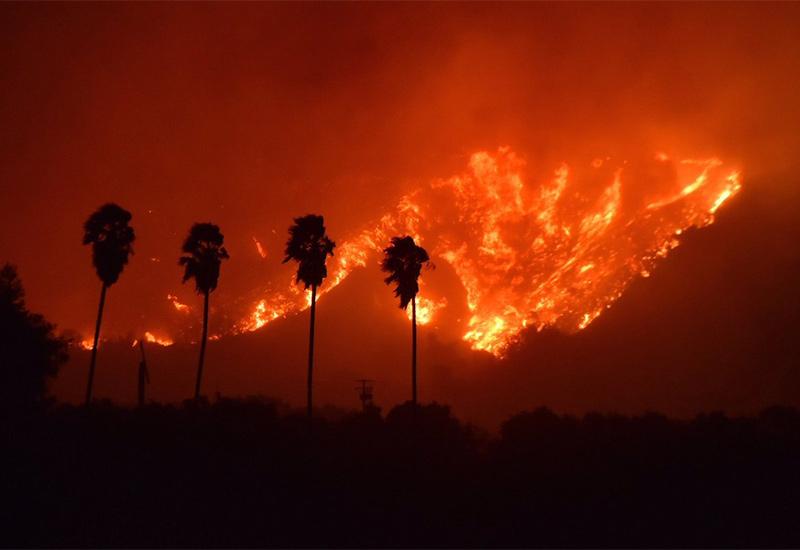 Požar u Kaliforniji se proširio do Los Angelesa