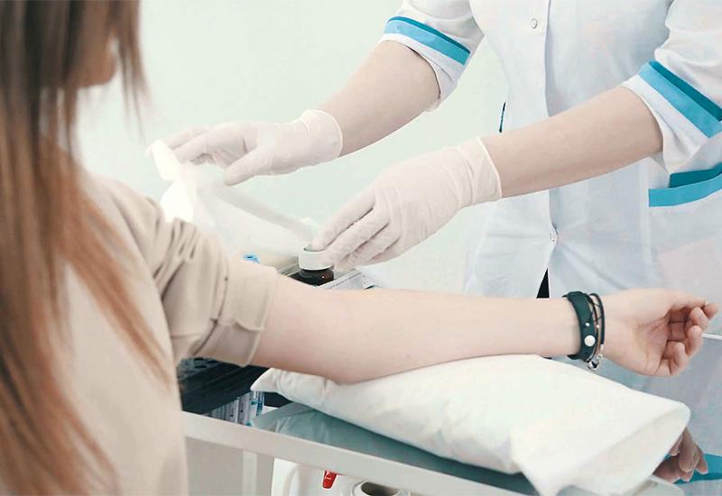 Žena zaražena HIV-om nakon transfuzije krvi