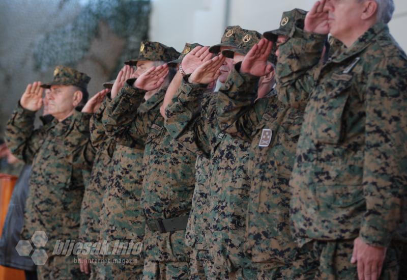 Novi koeficijenti: Vojnicima će rasti plaće