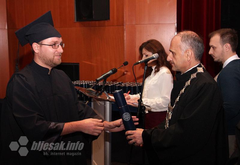 FPMOZ uručio 349 diploma svojim studentima -  Svečana promocija 350 diplomanata