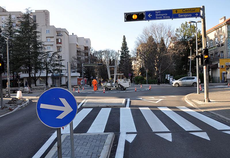 Završetak još jednog kružnog toka u Mostaru