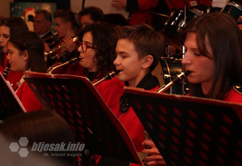 Hrvatska glazba Mostar održala svoj tradicionalni božićni koncert 