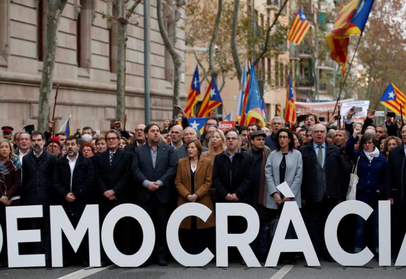Podignute optužnice protiv još šest zagovornika neovisnosti Katalonije