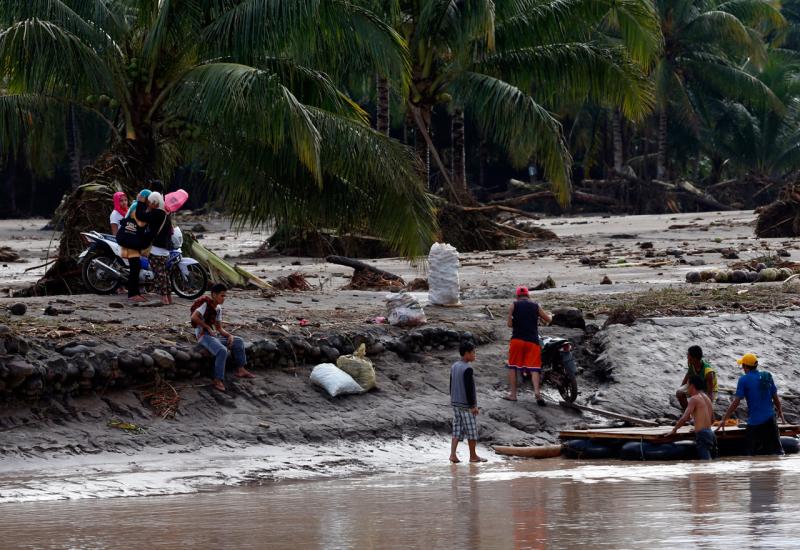 Tropska oluja na Filipinima odnijela 120 života