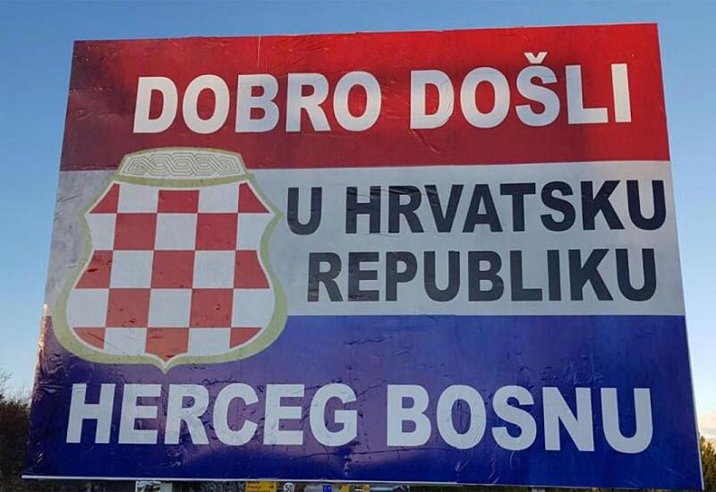 Veliki plakat na Kamenskom: 'Dobro došli u Hrvatsku republiku Herceg Bosnu'