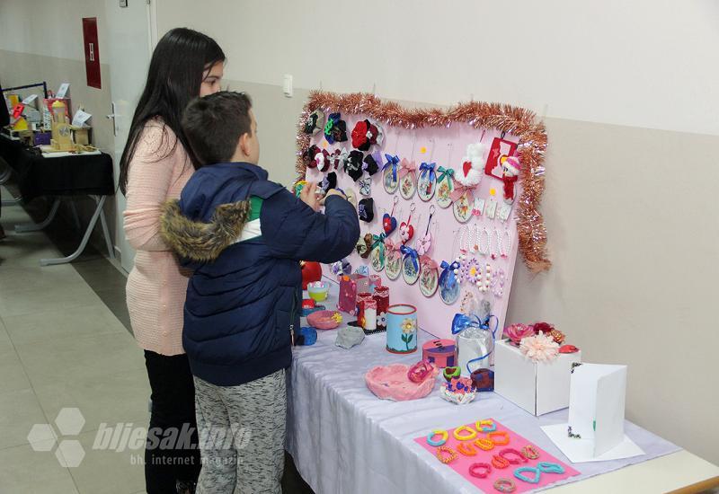 Mostar: Dječja kreativnost prikazana na bazaru