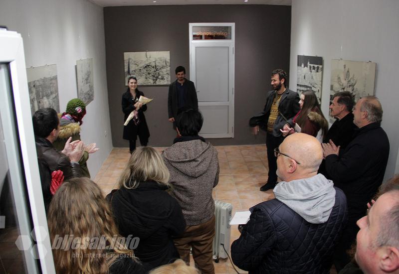 Mostar: Postavka 'Putovanje kroz sjećanja' u galeriji Rondo