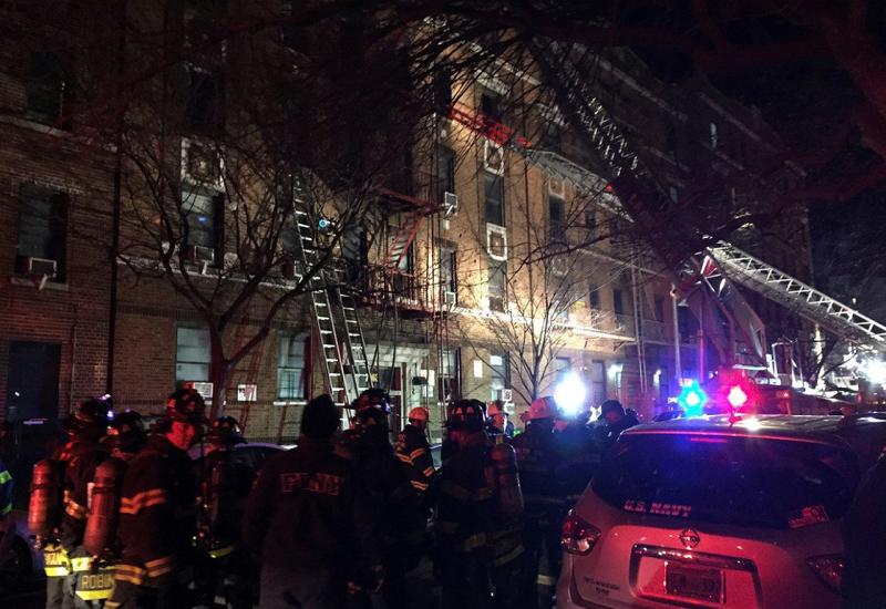 12 osoba poginulo: Požar u New Yorku ''nesreća povijesnih razmjera''