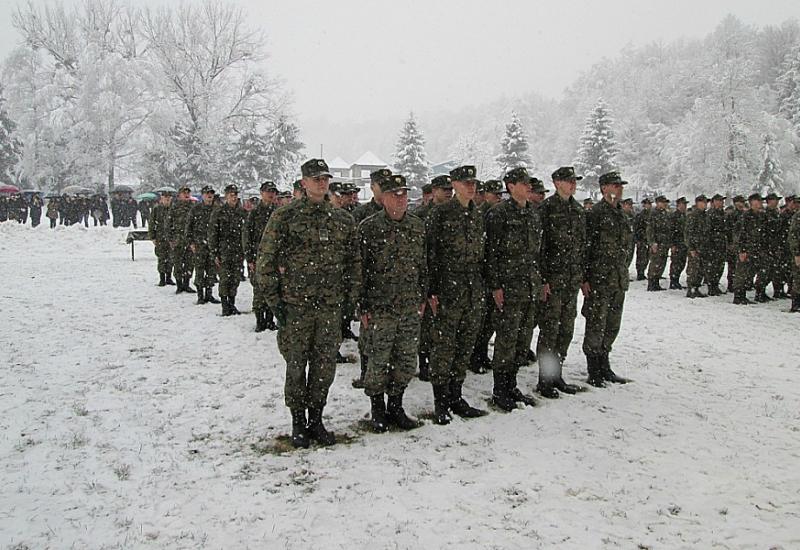 Polaganje zakletve - Oružane snage dobile 145 novih vojnika