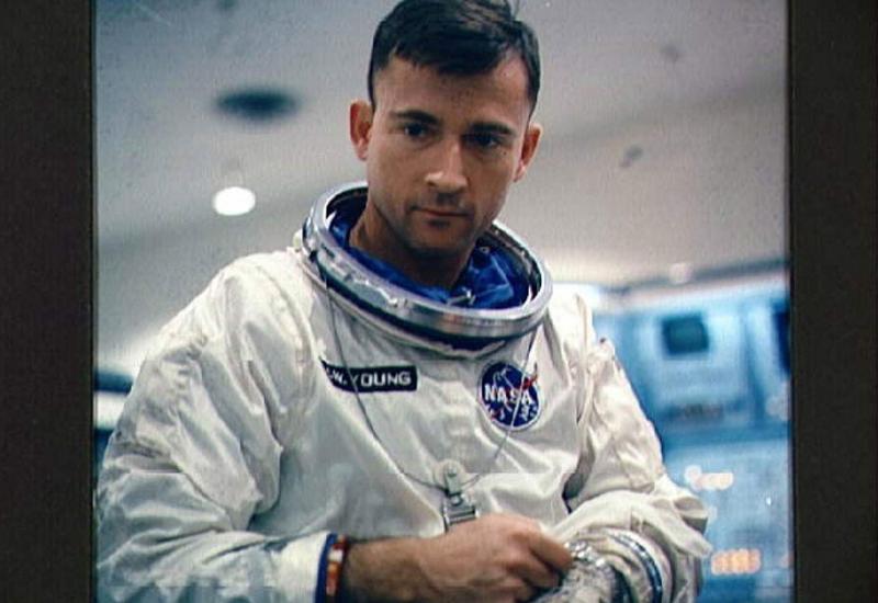 Preminuo  John Young, astronaut koji je prošetao Mjesecom