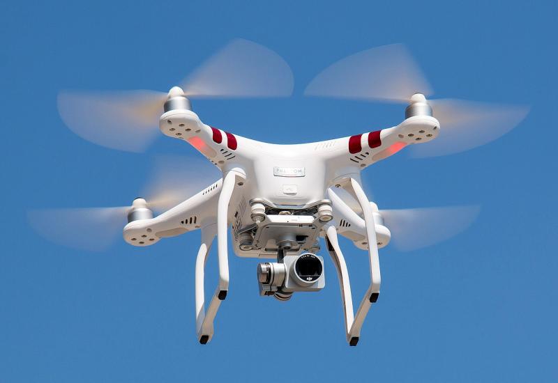 Zakonom će se zabraniti upravljanje dronovima pod utjecajem alkohola i droge?