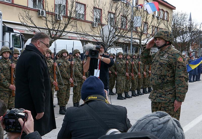 Ivanić: Zašto Dodik nije prije osam godina tražio da se definira sudjelovanje vojske?