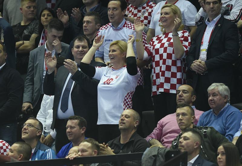 Rukometaši su imali podršku predsjednice - Hrvatska  pobjedom protiv Srbije otvorila Europsko prvenstvo
