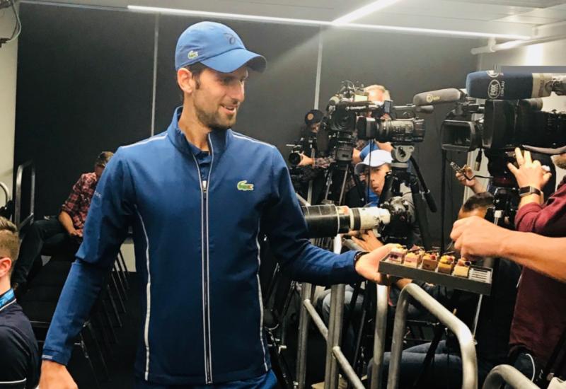 Novak Đoković tradicionalno ''podmitio'' novinare u Melbourneu