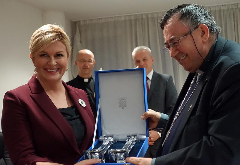 Kardinal Puljić razgovarao s Grabar-Kitarović: Politika je kriva što nam ljudi odlaze