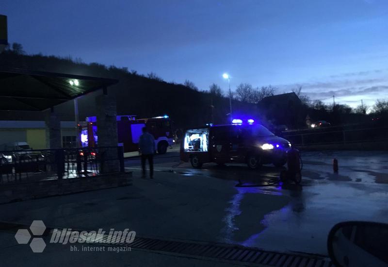 Mostar: Planuo automobil na benzinskoj 