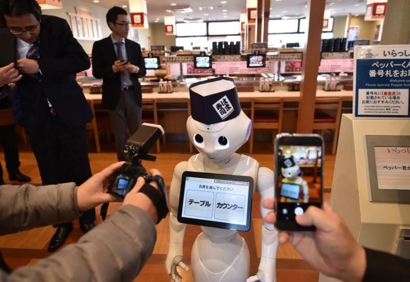 Robot dobio otkaz u supermarketu jer je zbunjivao kupce
