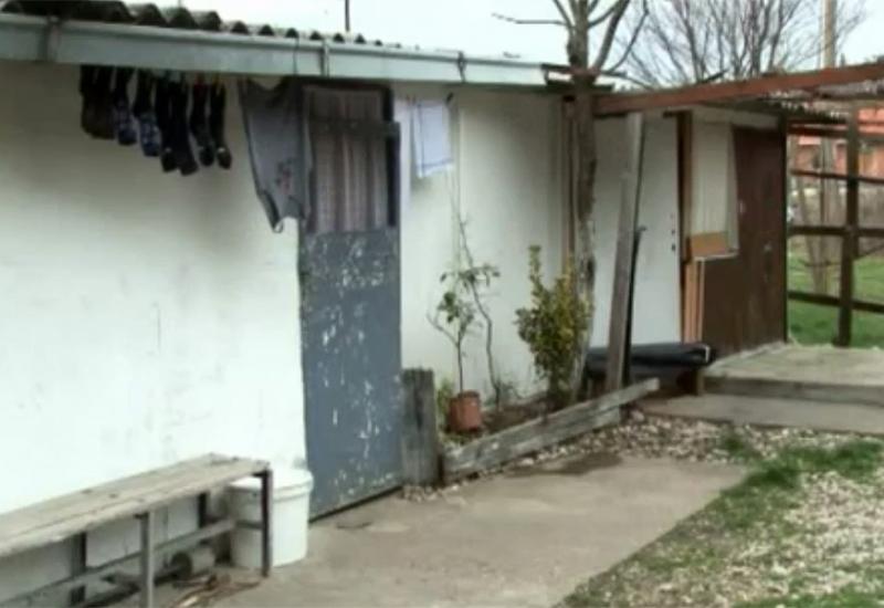  Izbjeglički kamp - Život u Tasovčićima: Siromaštvo i beznađe osjeti se u svakom kutku