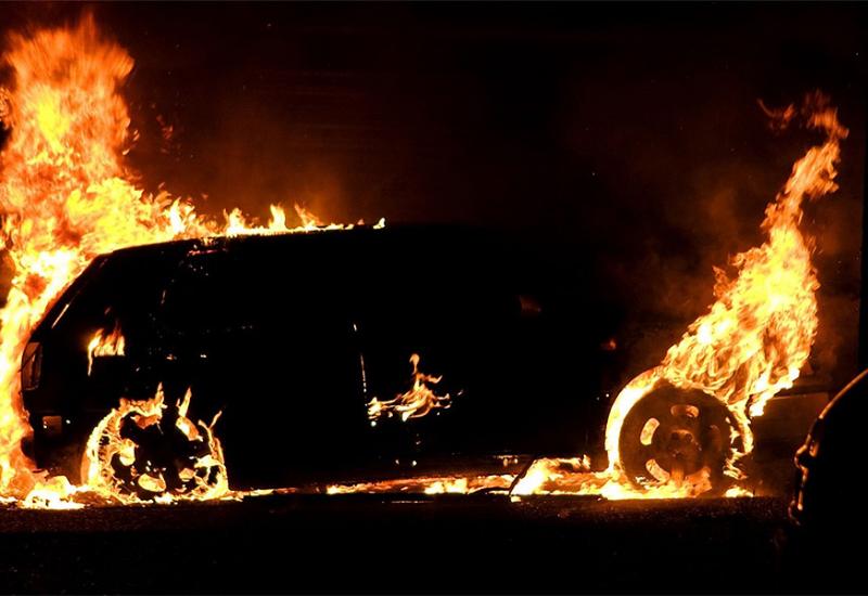 Čapljina: Požar na osobnom automobili