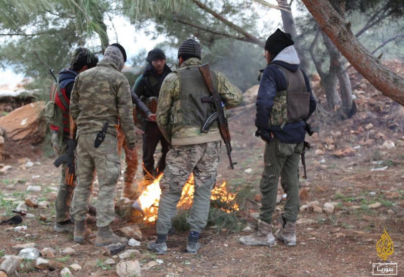 Pripadnici FSA koji su na strani Turske u napadu na Kurde - Kurdi pozvali na opću mobilizaciju; Turska nastavlja s operacijama na teritoriju Sirije