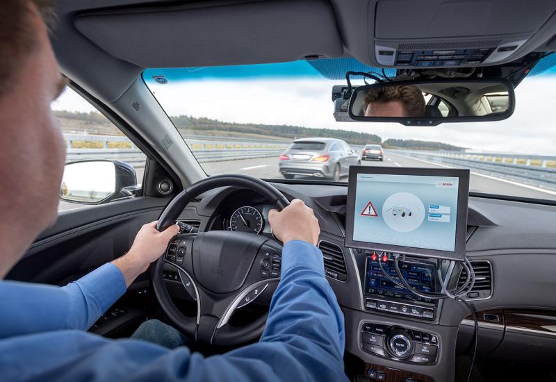 Bosch, Vodafone i Huawei omogućili međusobnu komunikaciju pametnih automobila