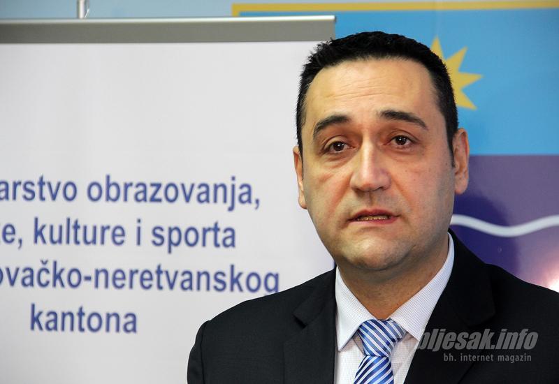 Hadžović: Nastavni proces nije se prekidao ni u težim uvjetima