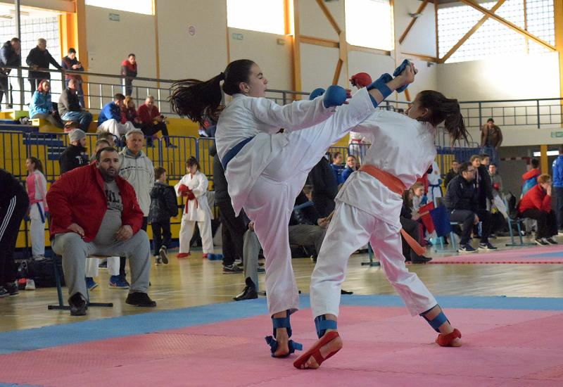 Širokobriješki karate klubovi osvojili 25 medalja u Mostaru