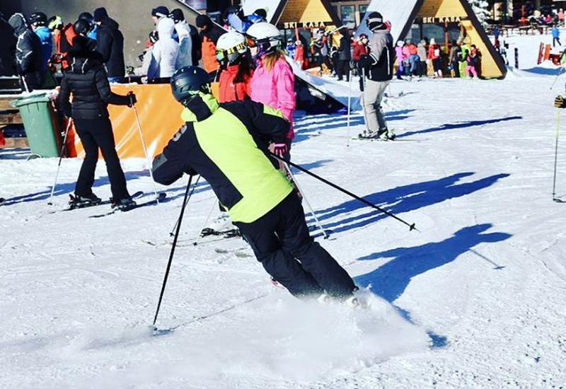 Jahorina obara rekorde: U dva dana skijalo više od 10.000 skijaša