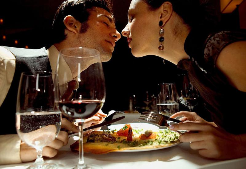 Mostarski restorani za Valentinovo popunjeni, krenule rezervacije i za Dan žena