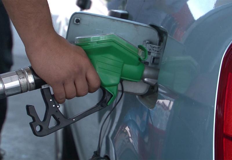 Cijene nafte pale i u prvom tjednu kolovoza, ali gorivo ne pojeftinjuje