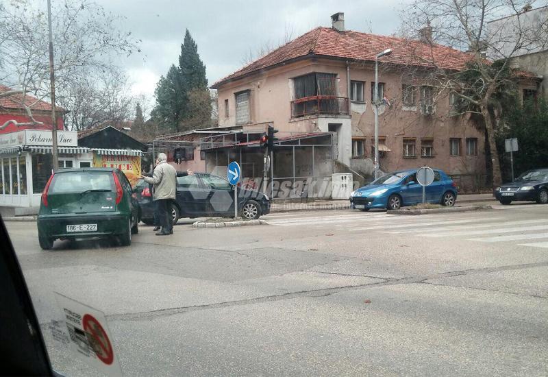 Mostar: Sudar na križanju ''kod Spajalice''