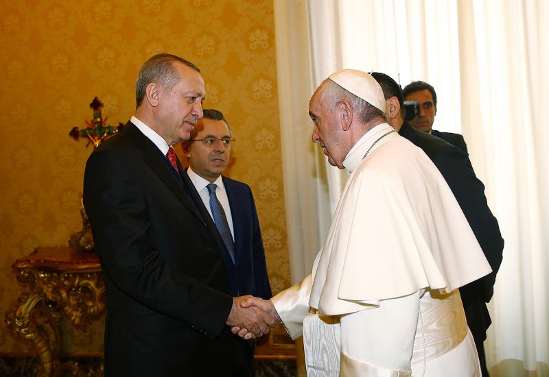 Papa Franjo i Erdogan - Sastanak Pape Franje i Erdogaa - ozbilne teme na stolu