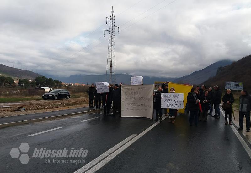 Mostar: Radnici blokirali M-17