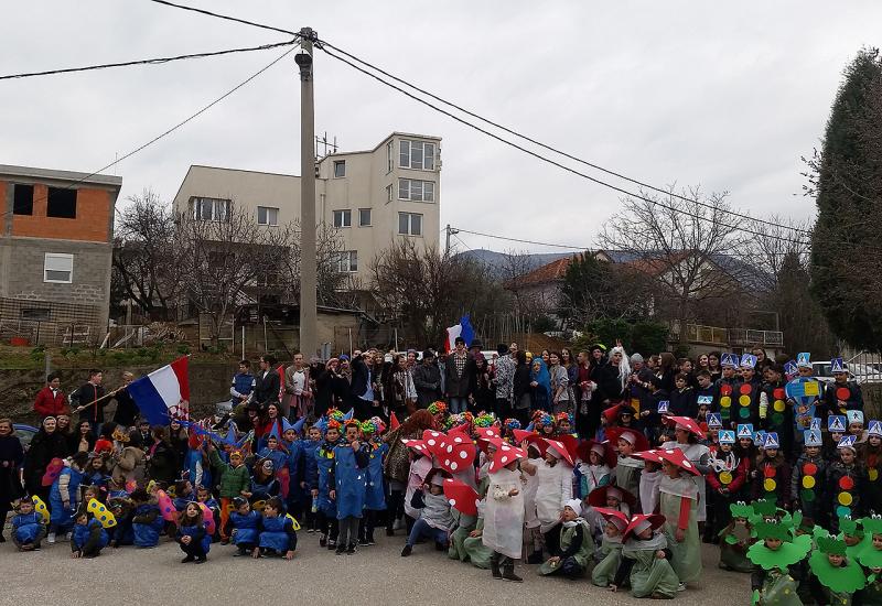 Mali Cimljani razveselili sumještane