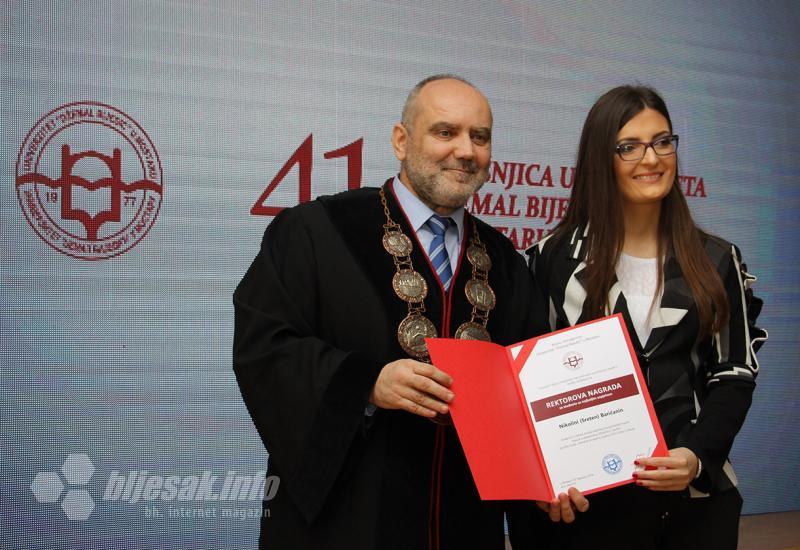 Mostar: Na 41. rođendan Univerziteta nagrađeno 11 studenata 