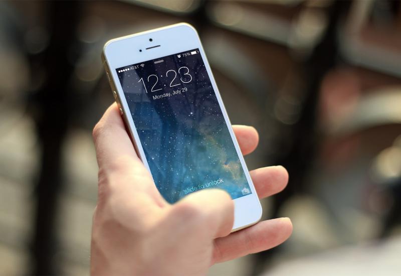 Apple će blokirati mogućnost otključavanja iPhonea koju koristi FBI
