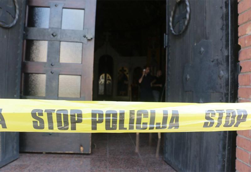 Sarajevska policija raspisala tjeralicu zbog paljenja crkve  